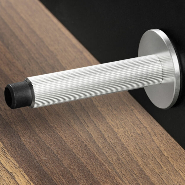 viefe ajtóütköző